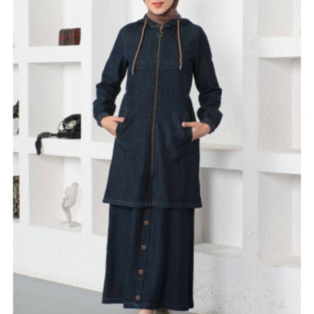 NWT Denim Hooded Jacket and Button Skirt Set Dark Blue - size 46 EUR, fits small